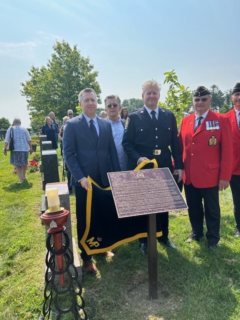 Plaque unveiling