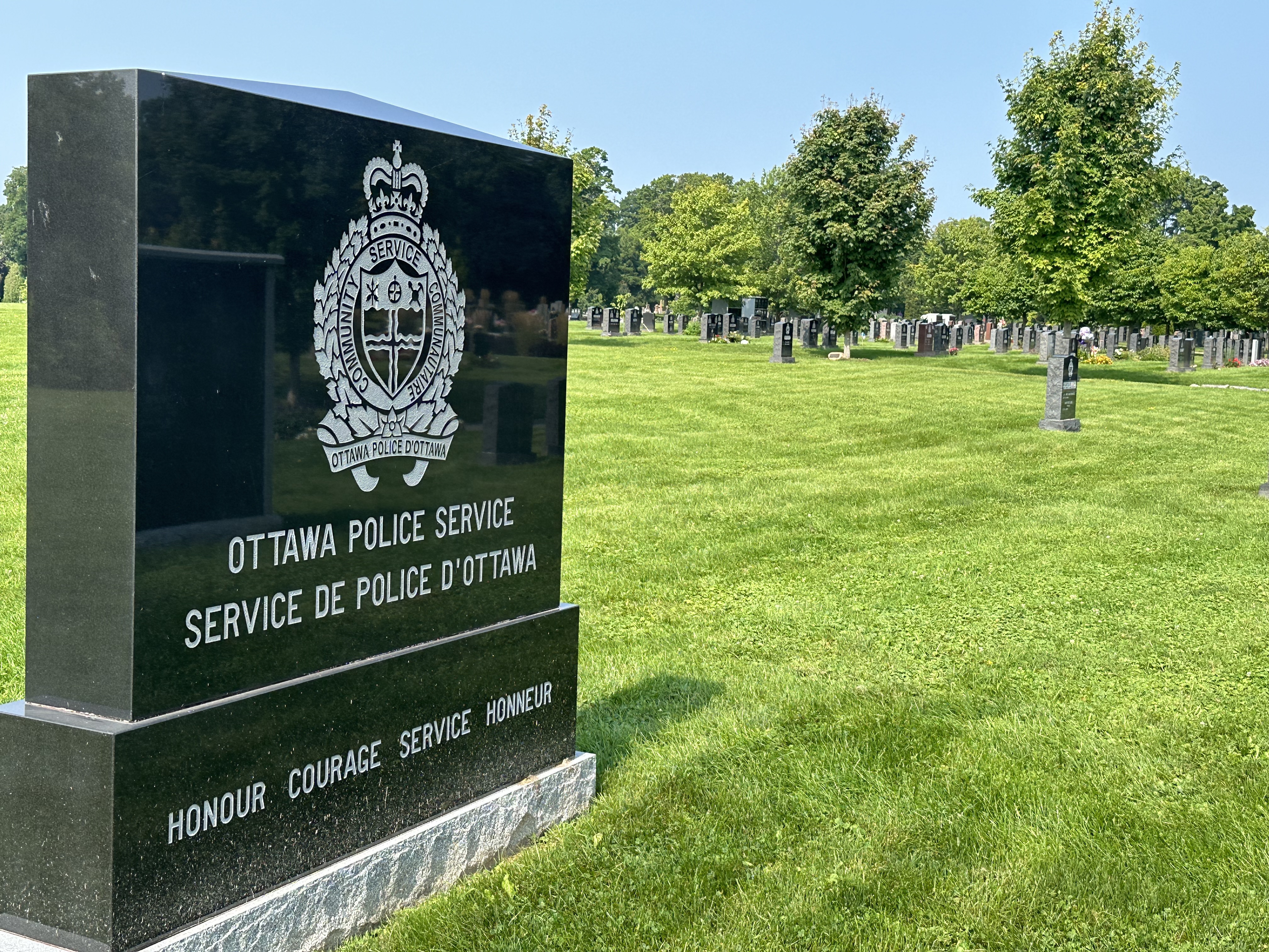 Ottawa Police Service Main Monument
